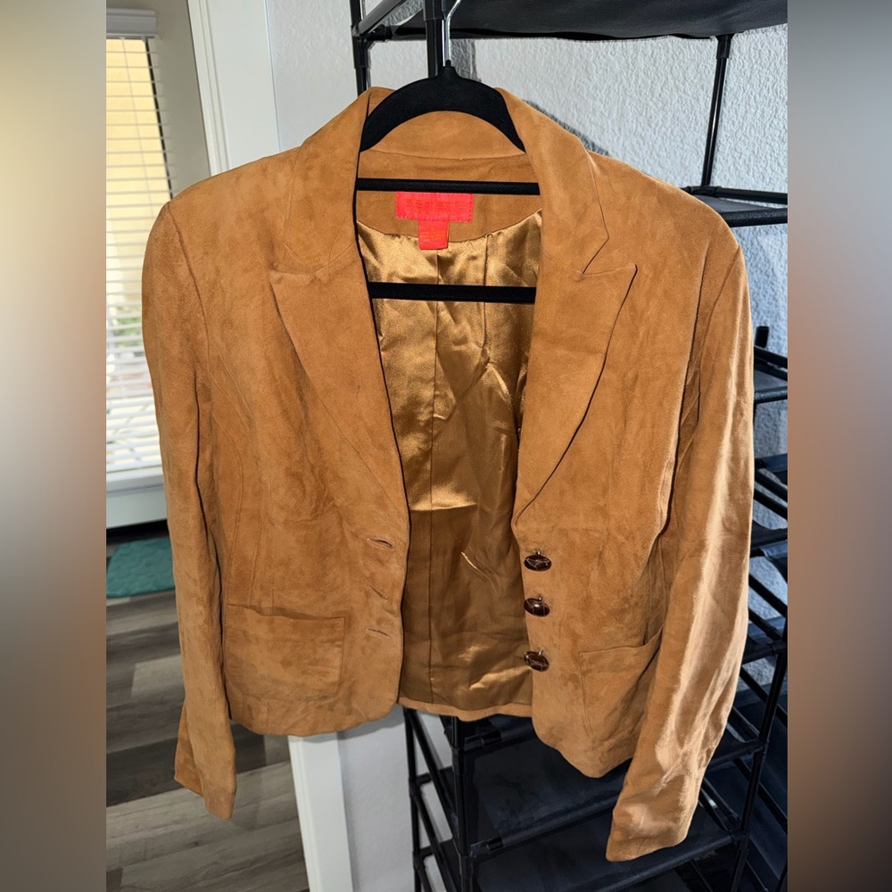 Elements - Picture 2 of 5